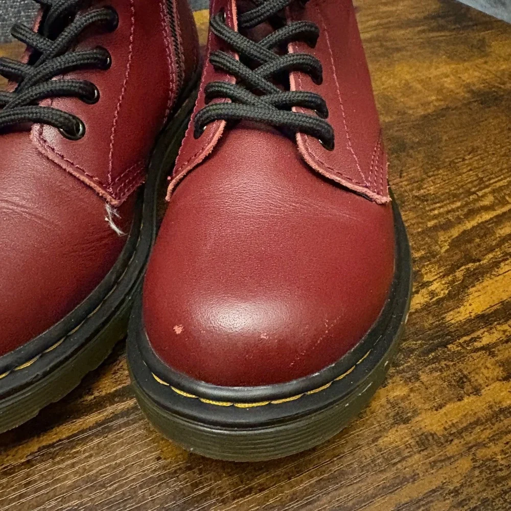 Dr. Martens 1460 Juniors‎ Burgundy Red Leather Lace Up Boots (Kids Size 1)